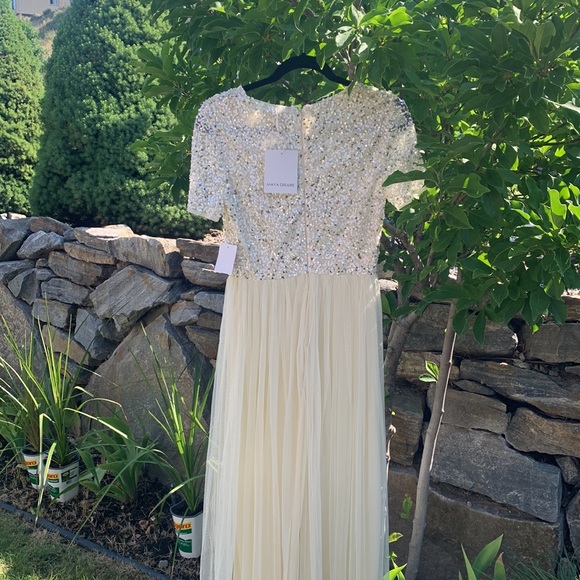 Maya Deluxe Wedding/Party Dress - Picture 3 of 6